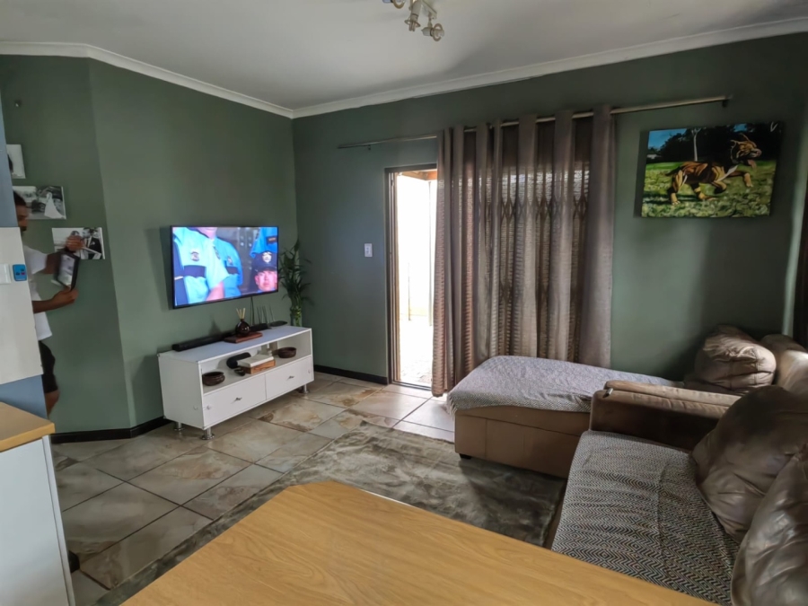  Bedroom Property for Sale in Somerset West Western Cape